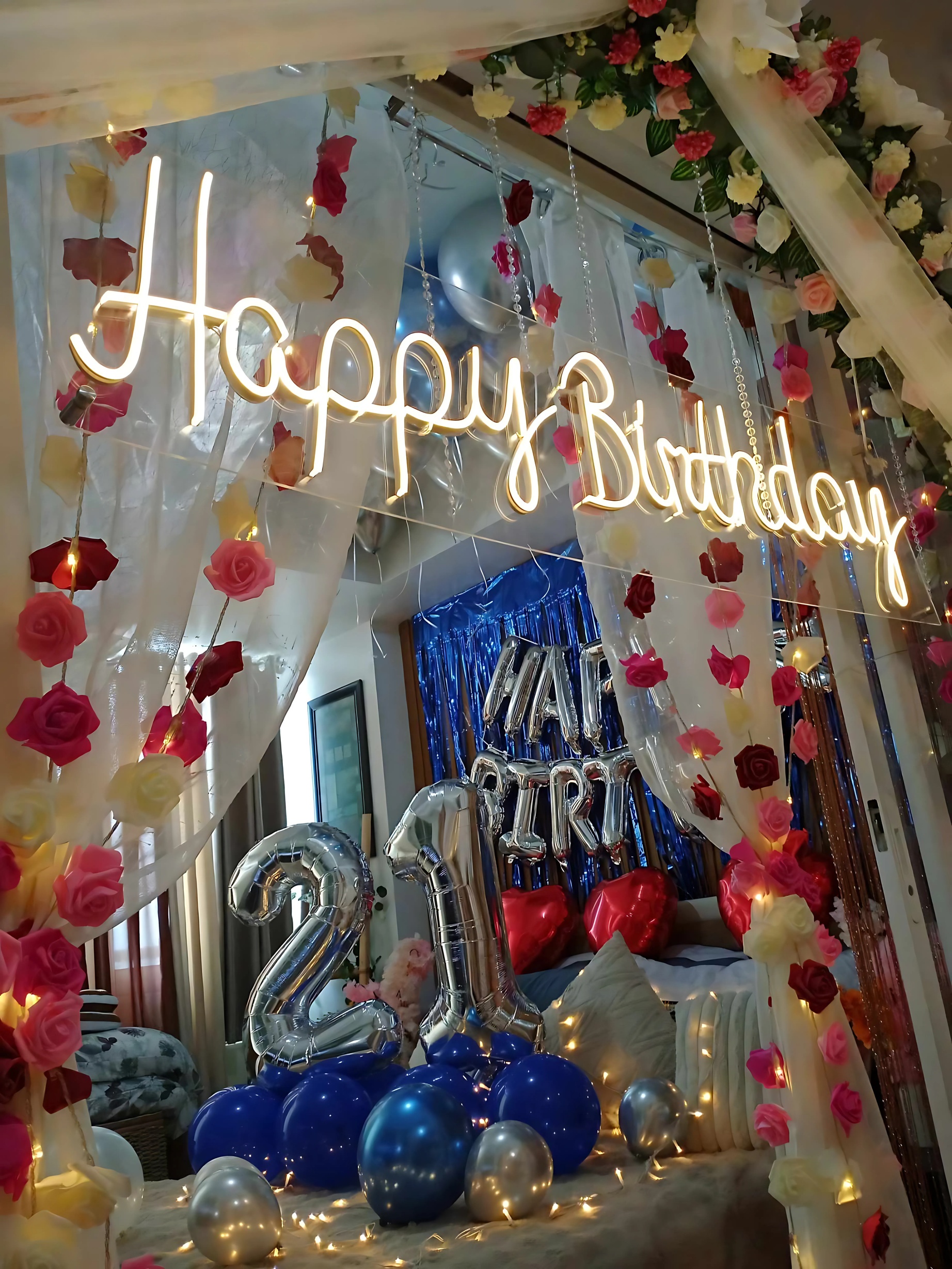 Full room decoration set up — photo 17