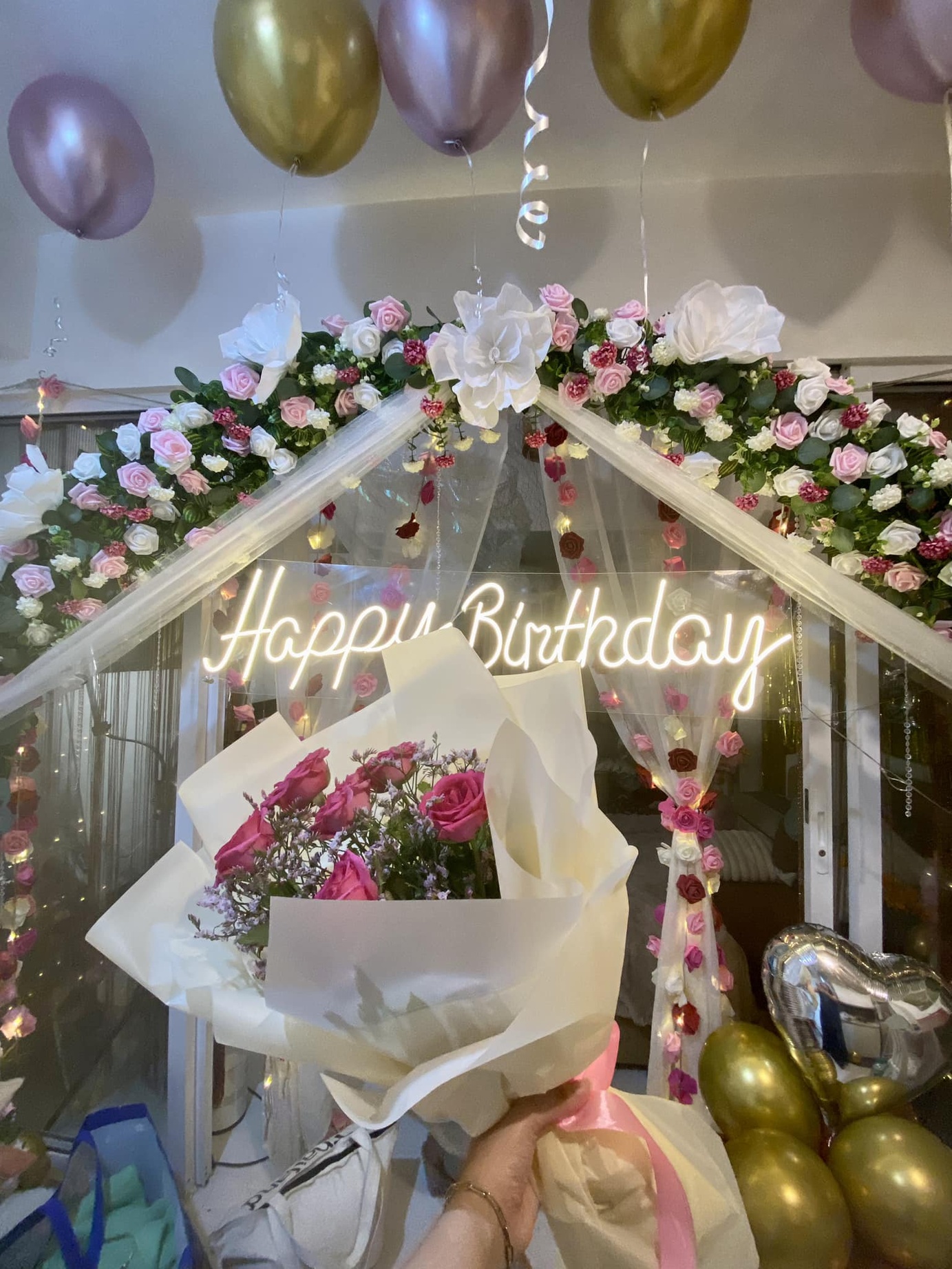 Full room decoration set up — photo 23
