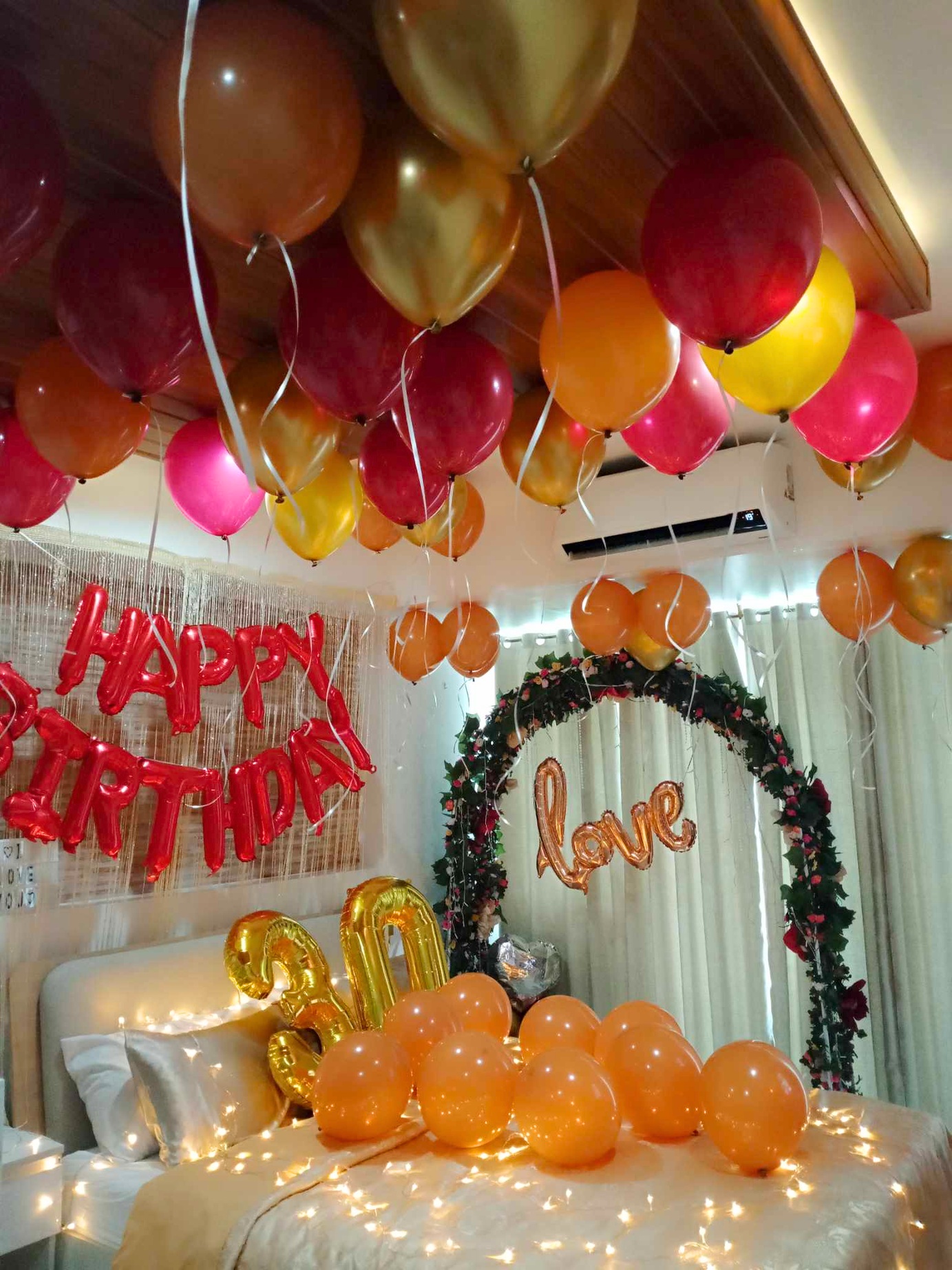 Full room decoration set up — photo 31