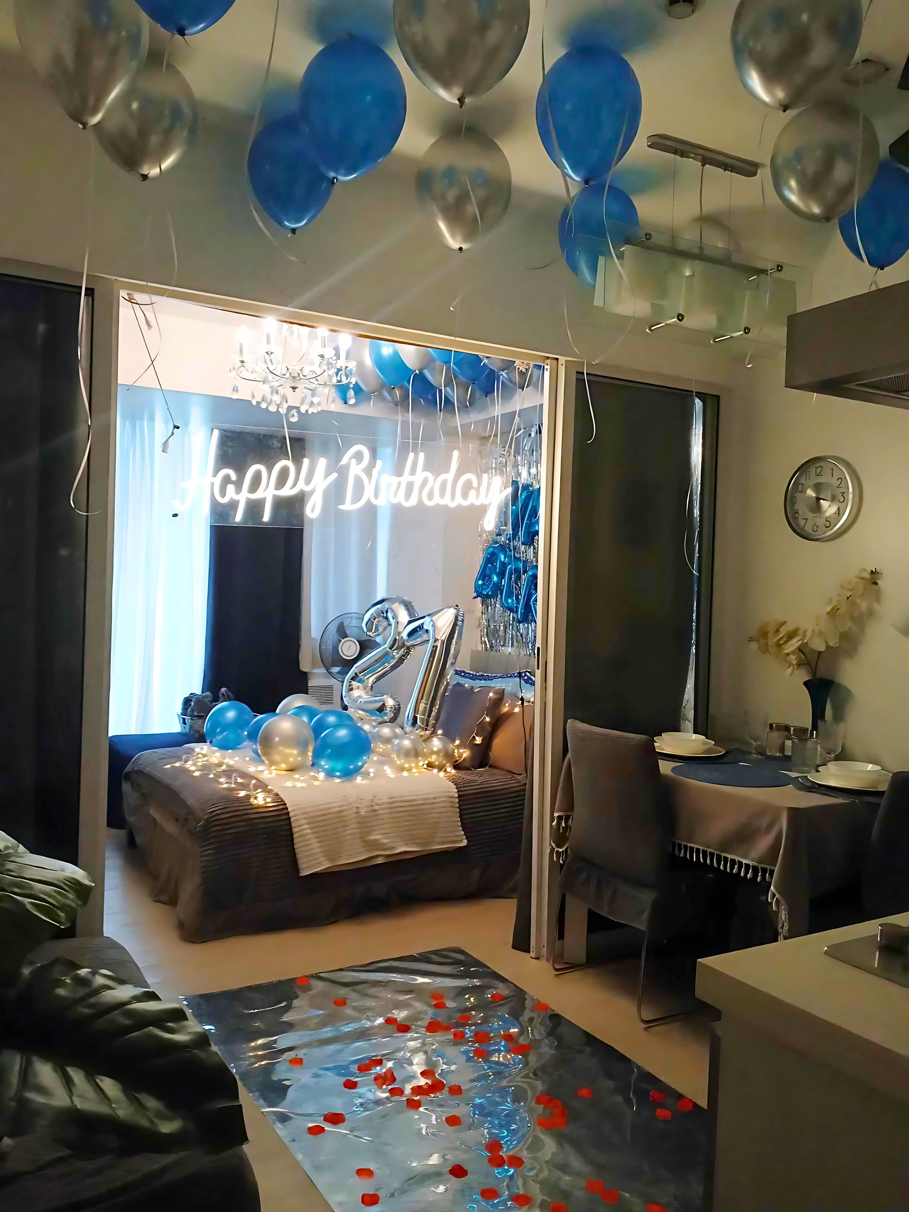Full room decoration set up — photo 37