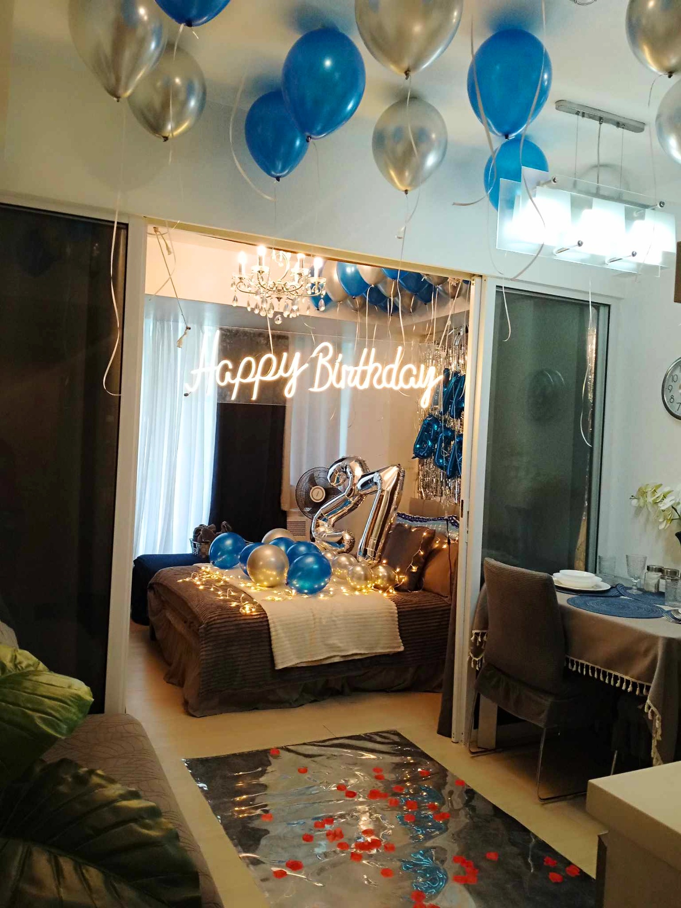 Full room decoration set up — photo 54