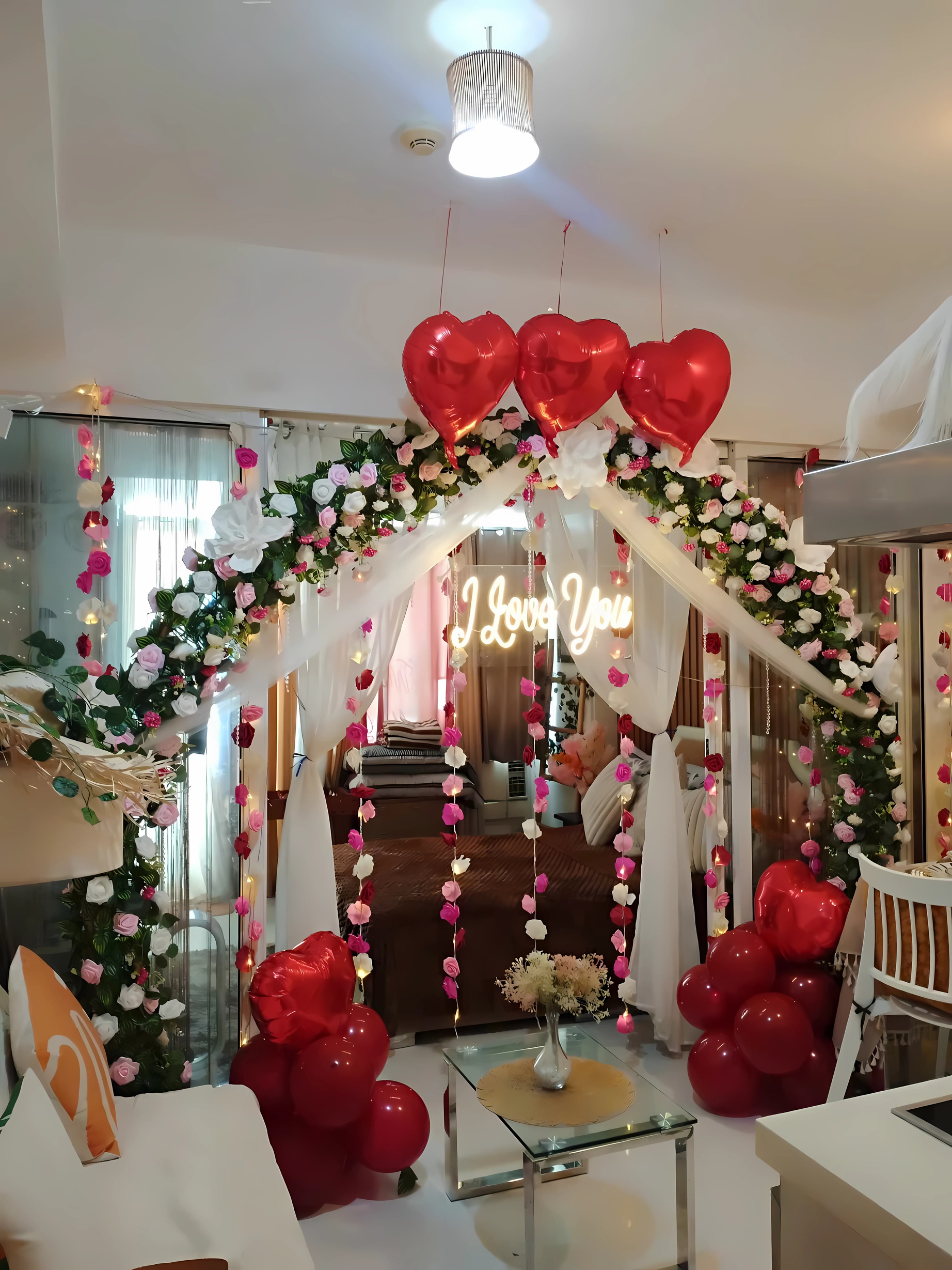 Full room decoration set up — photo 55
